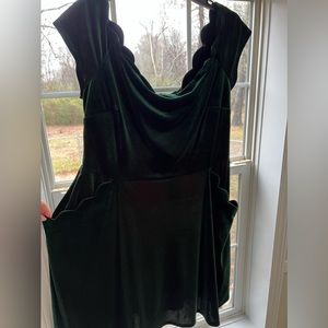 Gorgeous forest green velvet off the shoulder dress!
